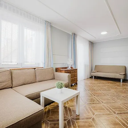 Pionow Rodzinne Urocza 10 * 크리니차 모르스카