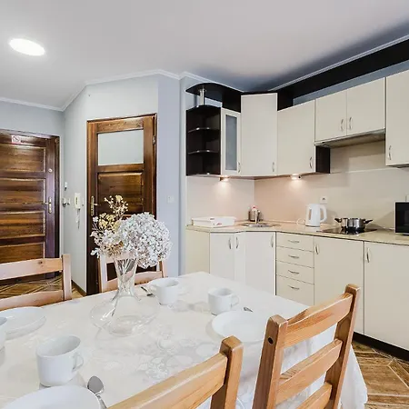 Apartman Pionow Rodzinne Urocza 10 Krynica Morska