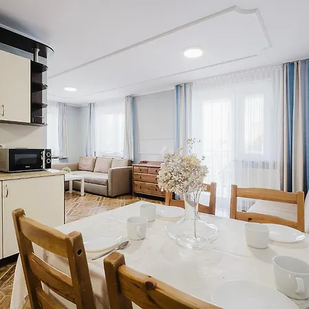 Pionow Rodzinne Urocza 10 Appartement *