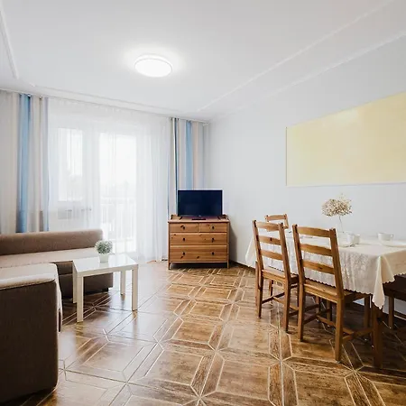 Pionow Rodzinne Urocza 10 아파트 크리니차 모르스카
