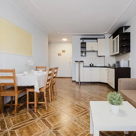 Pionow Rodzinne Urocza 10 Appartement *