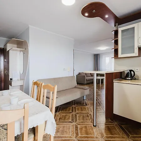 Apartman Pionow Rodzinne Urocza 10
