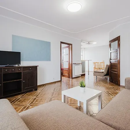 Pionow Rodzinne Urocza 10 Krynica Morska