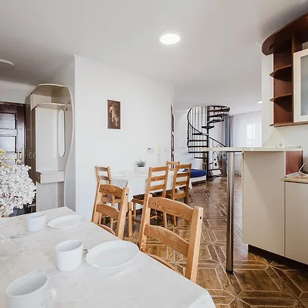 Apartman Pionow Rodzinne Urocza 10 *