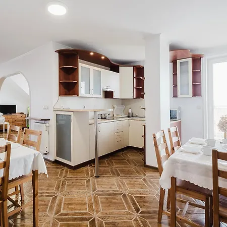 Apartament Pionow Rodzinne Urocza 10