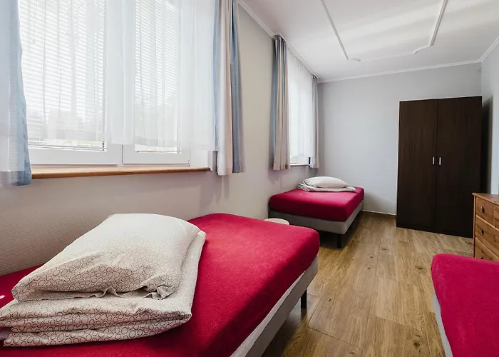 Pionow Rodzinne Urocza 10 Apartamento *