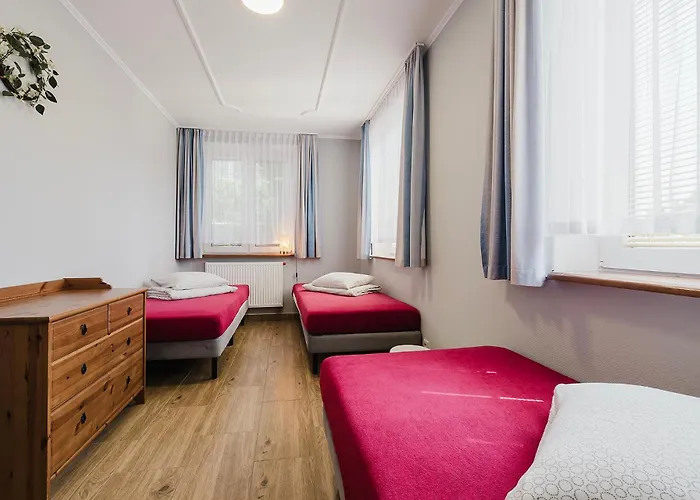 Pionow Rodzinne Urocza 10 *