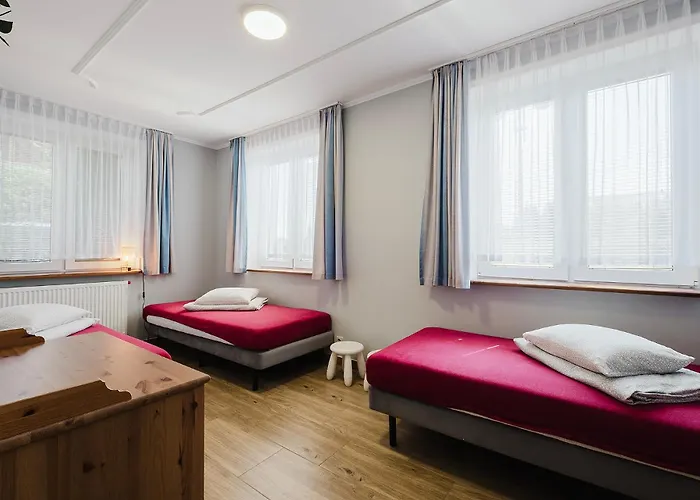 Pionow Rodzinne Urocza 10 Apartamento *