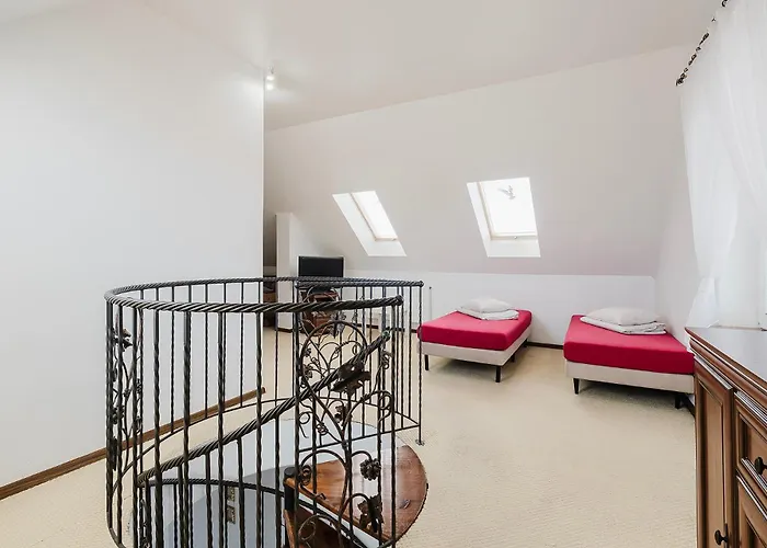 Apartamento Pionow Rodzinne Urocza 10 *