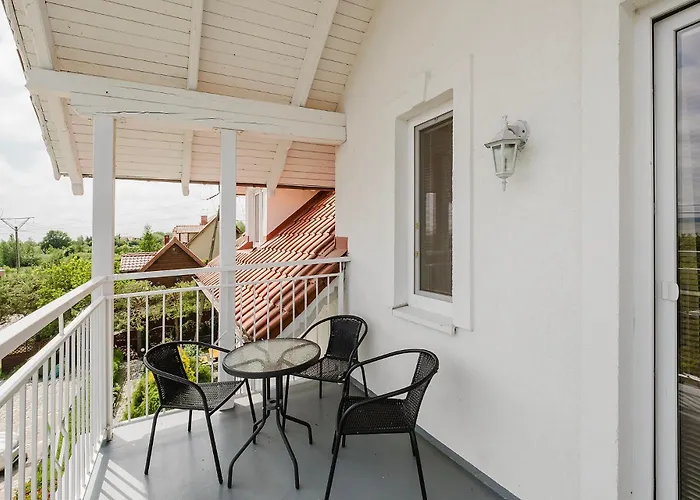 Pionow Rodzinne Urocza 10 Apartmán *